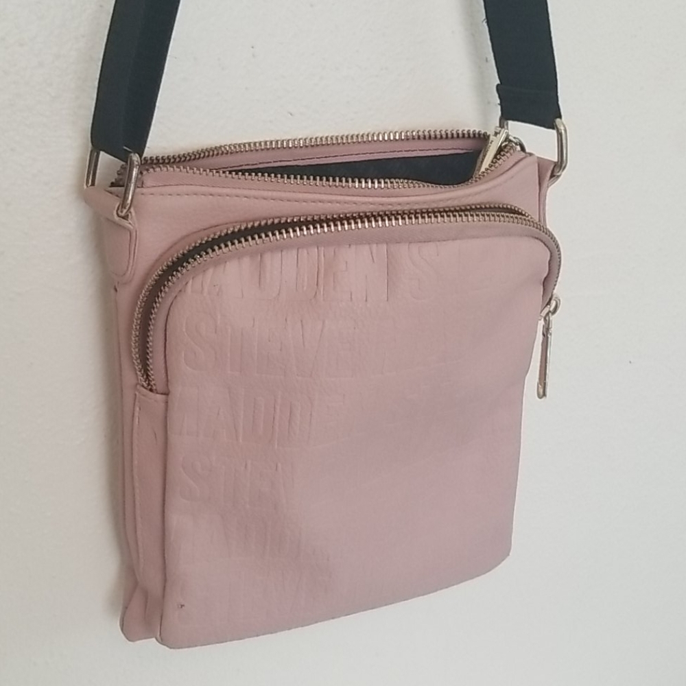 Steve Madden pink purse 10x9